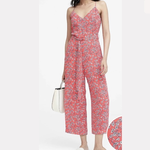 Banana Republic Pants - NWT BANANA REPUBLIC CORAL FLORAL CROP JUMPSUIT 2P